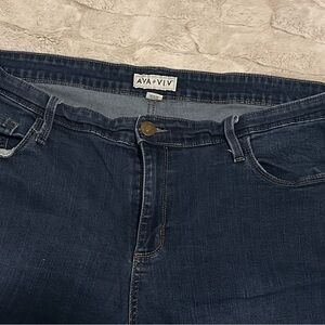 Ava & Vic Women's Blue Jeans